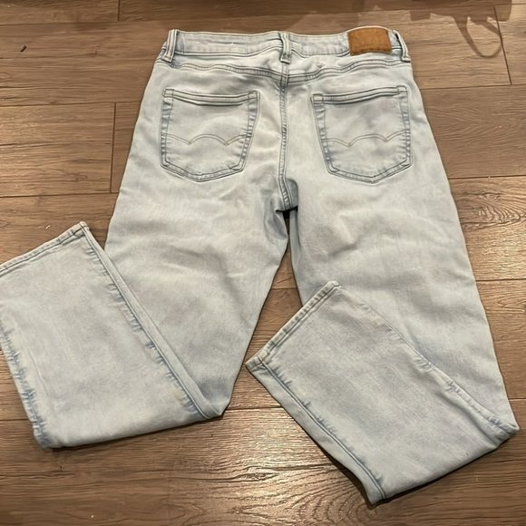 American  Eagle Athletic Straight L30W30 - Picture 6 of 7